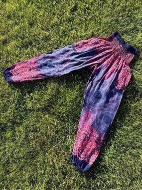 Happy Trunks Pink and Navy Mandala Smocked Waist Harem Pants | Women’s S